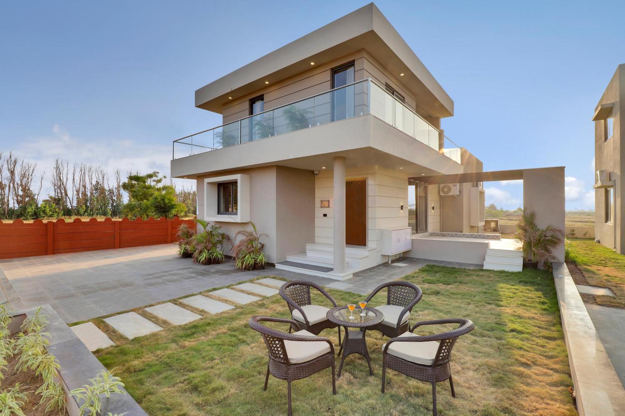 Goverdhan Greens Resort Dwarka L Hotels In Dwarka Kültér fotó