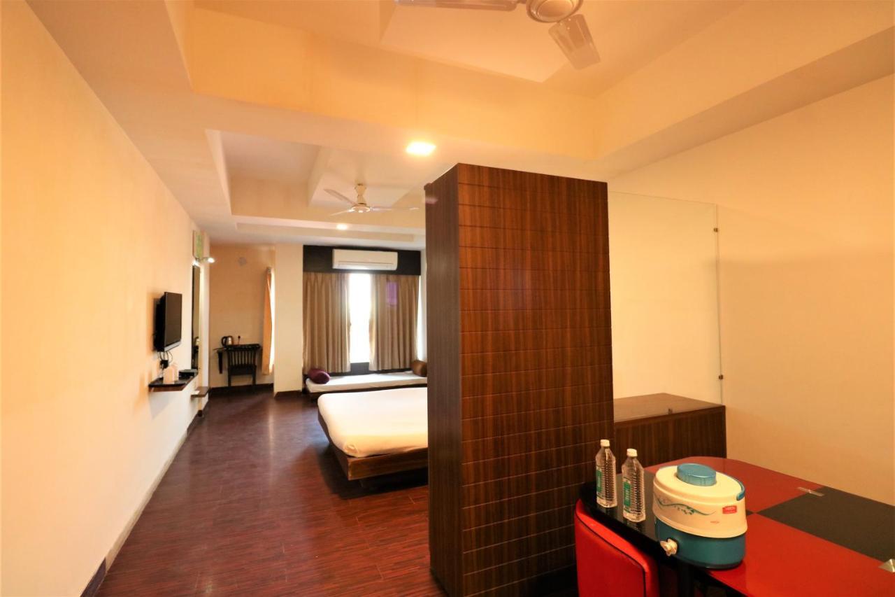 Goverdhan Greens Resort Dwarka L Hotels In Dwarka Kültér fotó